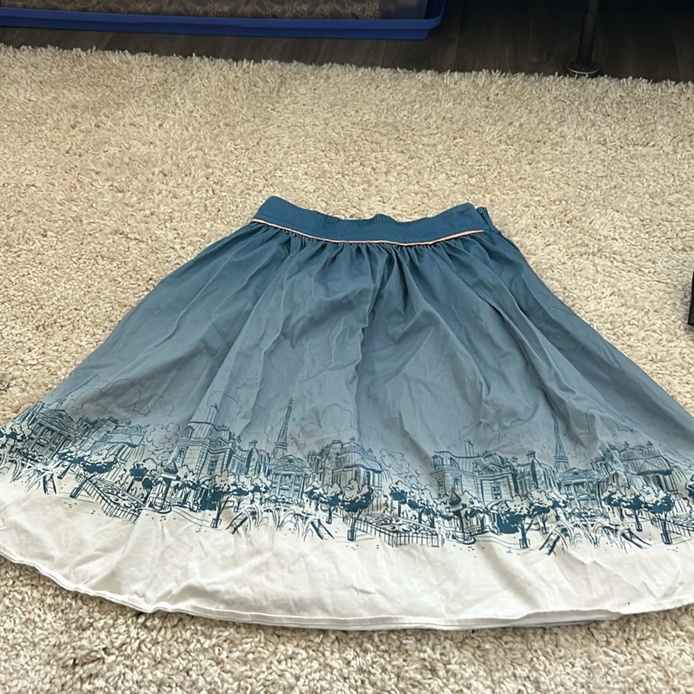 Disney Brand high-waisted skirt
